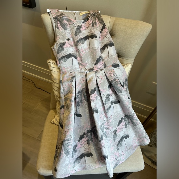 Girls party dress - Picture 3 of 4